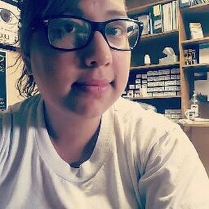 Meet your Posher, Roxana